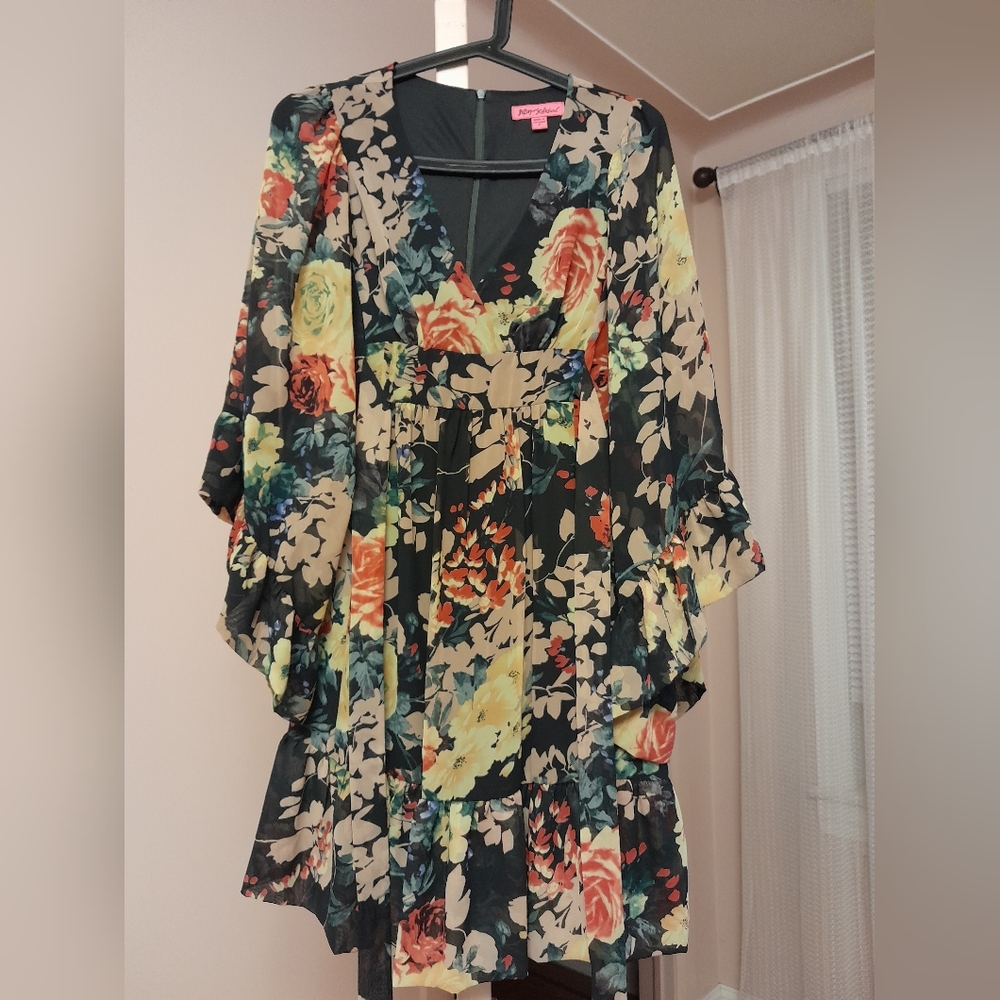 Betsey Johnson multicolor dress size 2